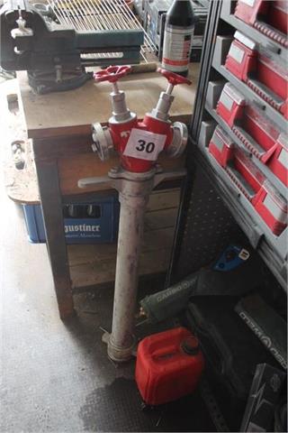 Hydrant-Standrohr mit 2 Abgängen